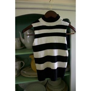 Black and white stripped crop top